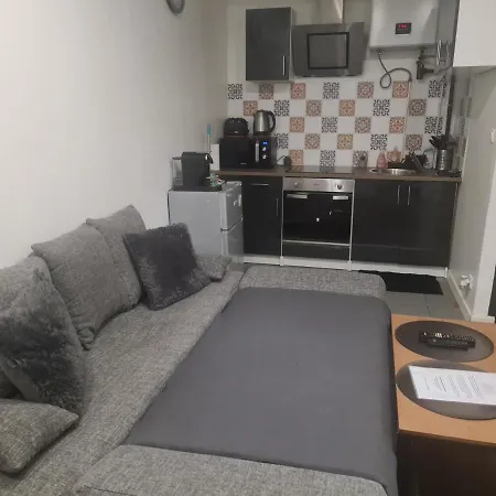 Гостевой дом Studio Maison De Ville Ste Marguerite-prado-ipc