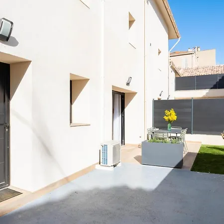 Ferienhaus La Maison Du Parc I Standing 3 8 Pers Parking Clim Wifi Velodrome Marseilles