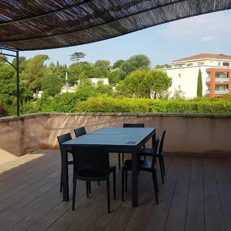 De 137 M2 Au Calme Villa Marseille