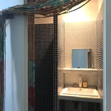 Maison 180 M2 Avec Bassin-piscine En Bois A Vauban Casa vacanze *