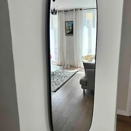 Appartement Cosy Au Coeur De - Paradis Marseilles