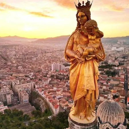 Le Seduisant T2/terrasse, Notre Dame De La Garde Apartment *