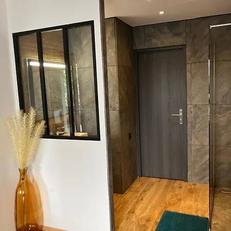 Apartment Super Longchamp Marseille