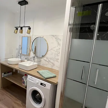 Le Decazes, Sejournez A Deux Pas De La Marseille