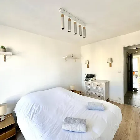 Apartment T4 Exceptionnel Vue Sur A 5 Min A Pied Du Metro Marseille