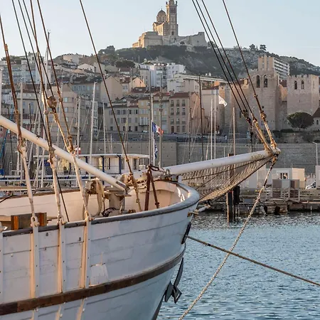 Radisson Blu Vieux Port Ξενοδοχείο 4*