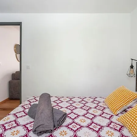 Le Seduisant T2/terrasse, Notre Dame De La Garde Apartment
