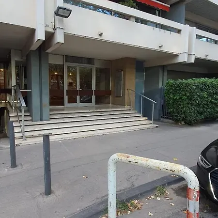 Apartment Prado Perrier 8e