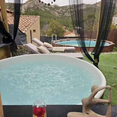 Appartement Le Nid Des Calanques Et Son Jacuzzi