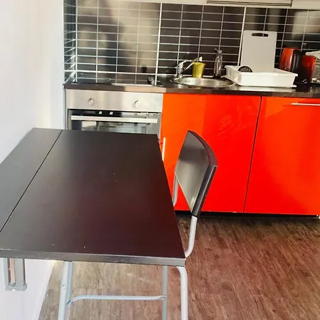 Apartamento Terrasse Au Pied De La Gare *