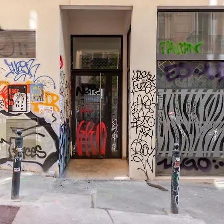 Casa De *