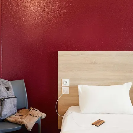 Hotel Hotelf1 Est *