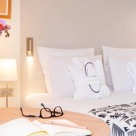 Отель Mercure Centre Prado Velodrome 4*