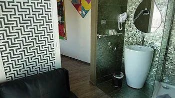 Richelieu Hotel