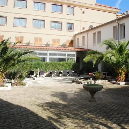 Les Gens De Mer By Popinns Hotel