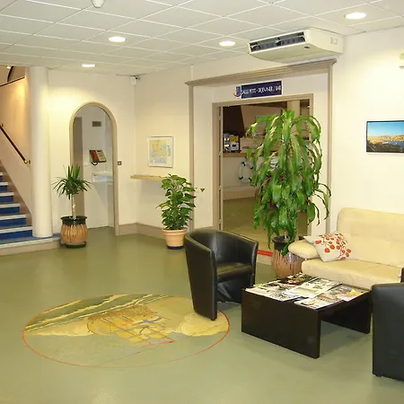 Les Gens De Mer By Popinns Hotel