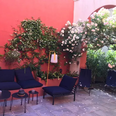 Les Chambres De L'abbaye 3* Marseilles