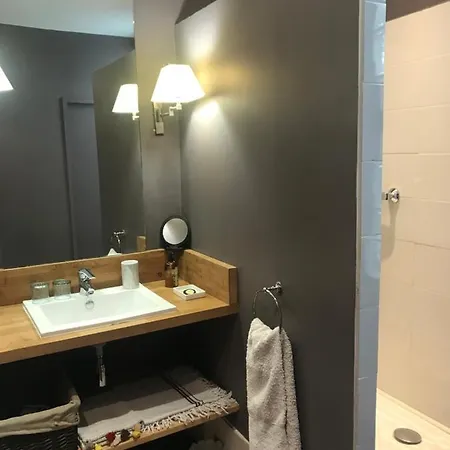 Les Chambres De L'abbaye Frühstückspension 3*