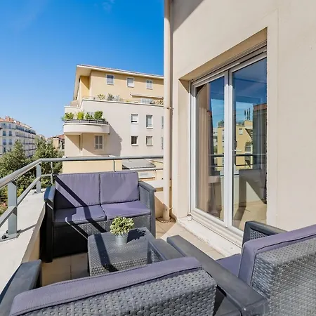 La Joliette; Duplex 2 Chambres, Parking Inclus+ Terrasse+ Ascenseur * 마르세유
