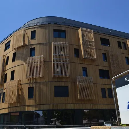 Apartment Lac Rose - Parking, Metro, Jusqu'a 4 Personnes *