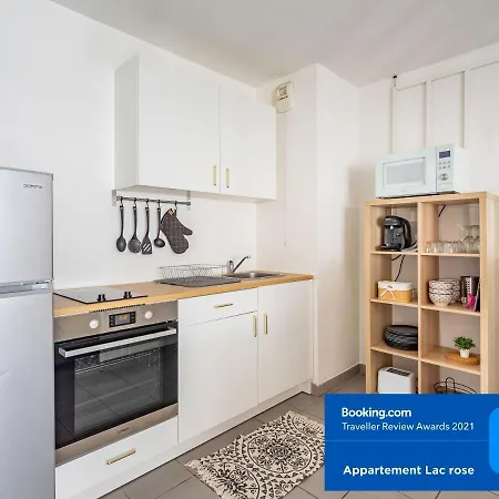 Lac Rose - Parking, Metro, Jusqu'a 4 Personnes Apartment *