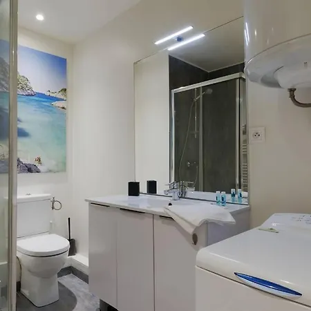 Entre Mer, Calanques Et Palais Du Pharo Apartment *