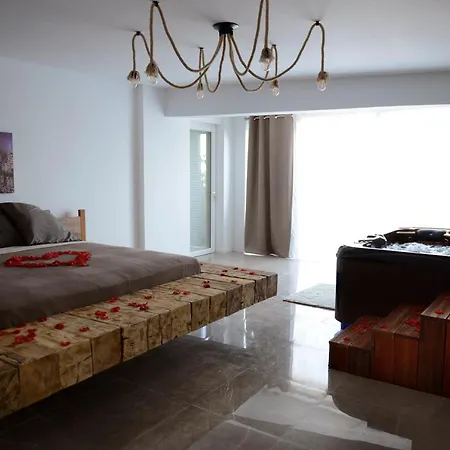 Rooftop Luxe Verduron Jacuzzi * Marsella
