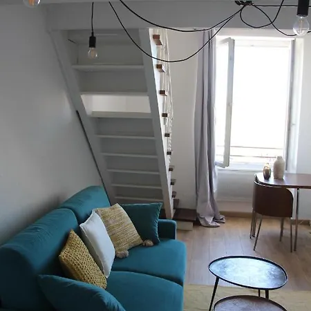 Superbe Duplex Avec Vue Imprenable Sur Le Vieux Port