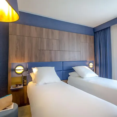 Mercure Centre Bompard La Corniche Otel 4*