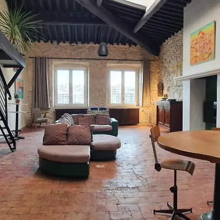 Grand Loft En Plein Coeur Du Vieux-port Marseille