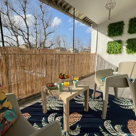 Le Jungle By Anderslocationterrassewifi-netflix Apartment