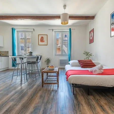 Le Grand Lovely Marseille Centre Wifi Netflix Apartment Marseille