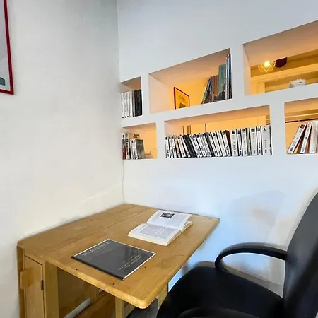 Apartment Le Grand Lovely Marseille Centre Wifi Netflix Marseille