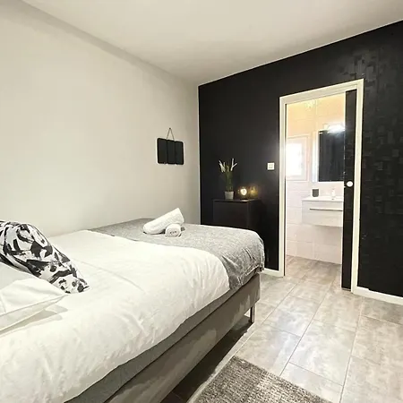 Urban Chic By Anders - Terrassewifinetflixclim Apartment