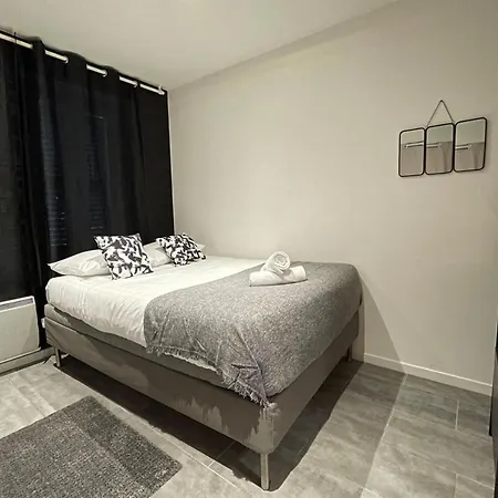 Apartment Urban Chic By Anders - Terrassewifinetflixclim