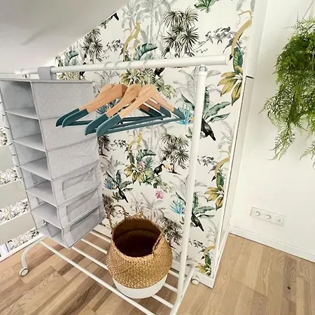 Le Jungle By Anderslocationterrassewifi-netflix * Marseille