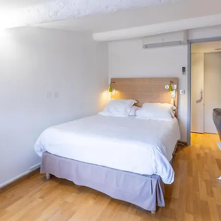 Edmond Rostand Hotel 3*