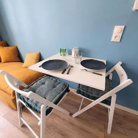Studio Mezzanine Au Coeur De Lodi /baille Apartment