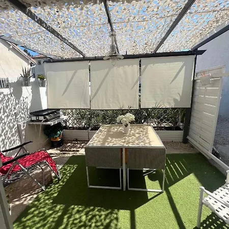 Appartement Petite Maison Cosy Avec Exterieur Marseilles