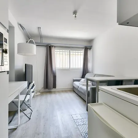 Apartment Superbe Studio Proche De La Du Prado Marseille