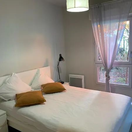 Apparteo Aparthotel 3*