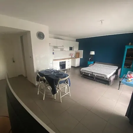 Spacieux Avec Grande Terrasse Apartment Marseille