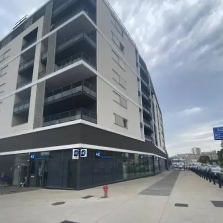 Spacieux Avec Grande Terrasse Apartment