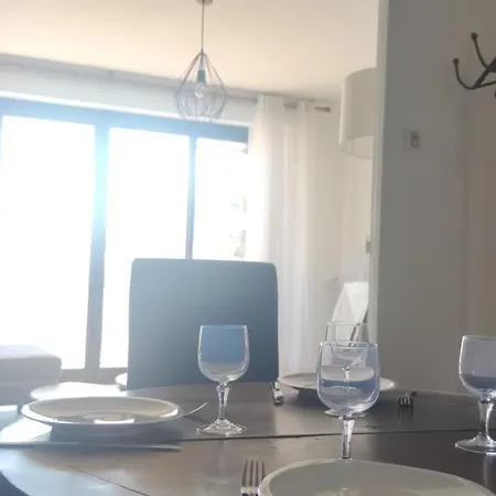 Wonderful View Basilique Notre Dame 2 Exteriors & Private Parking Apartment