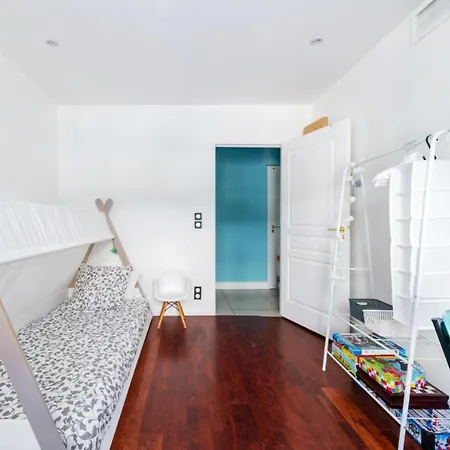 Charles - Welkeys Appartement