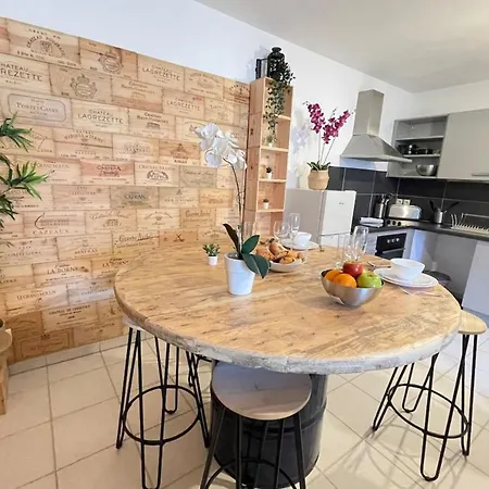 Le Caviste Proche Gare Centre-ville Wifi-netflix Apartment Marseille