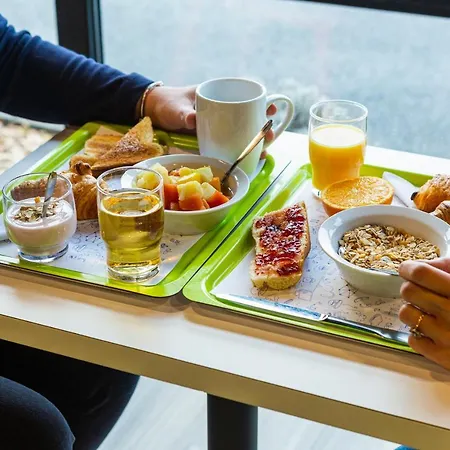 Ibis Budget Est Porte D'aubagne 2* Marseille