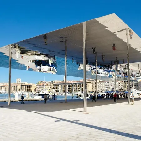 Ibis Budget Est Porte D'aubagne 2* Marseille