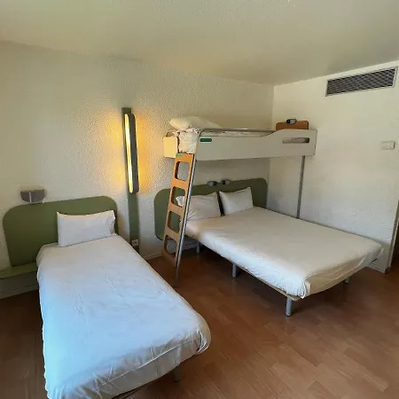 Hotel Ibis Budget Est Porte D'aubagne Marseille