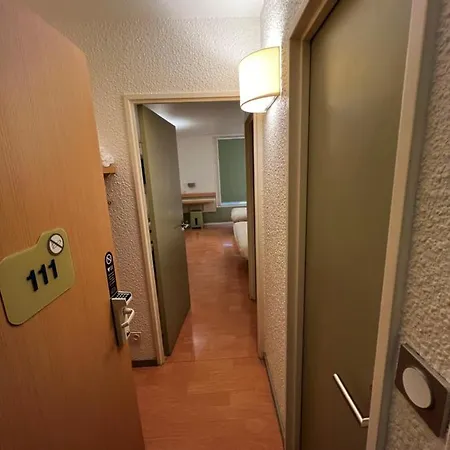 Ibis Budget Est Porte D'aubagne Hotel Marseille